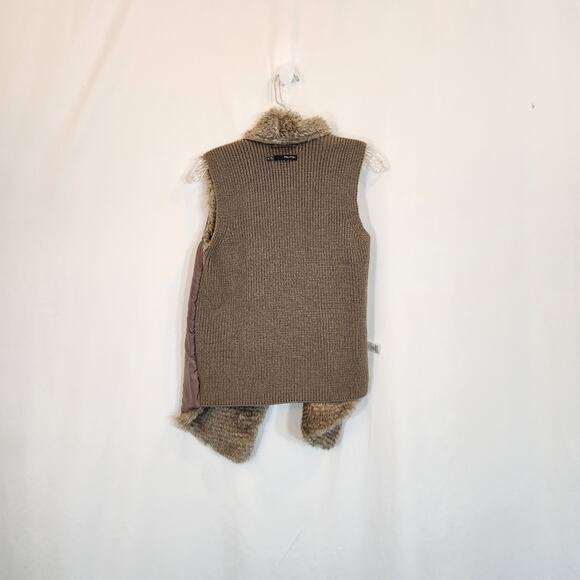 MAURICES Brown Faux Fur Knit Waterfall Open Front Cardigan Vest Womens Medium M - Picture 8 of 11